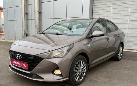 Hyundai Solaris II рестайлинг, 2021 год, 1 850 000 рублей, 1 фотография