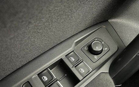 Volkswagen Tiguan II, 2017 год, 2 599 000 рублей, 20 фотография