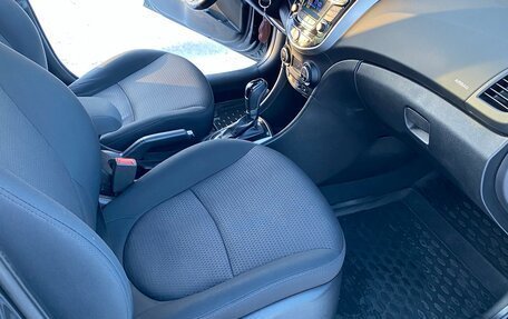 Hyundai Solaris II рестайлинг, 2016 год, 1 200 000 рублей, 12 фотография