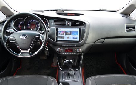 KIA cee'd III, 2014 год, 1 049 000 рублей, 28 фотография