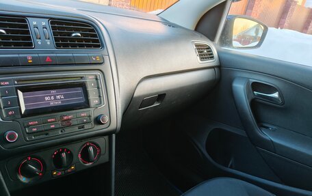 Volkswagen Polo VI (EU Market), 2013 год, 610 000 рублей, 17 фотография