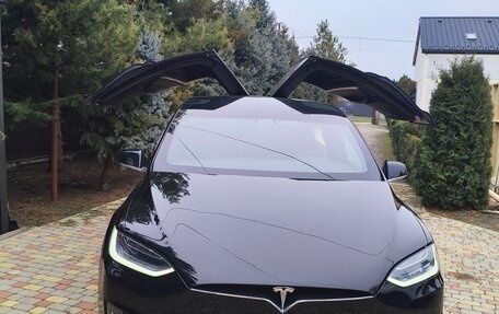 Tesla Model X I, 2018 год, 4 500 000 рублей, 5 фотография