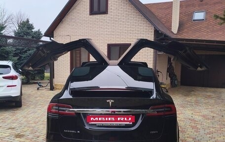 Tesla Model X I, 2018 год, 4 500 000 рублей, 6 фотография