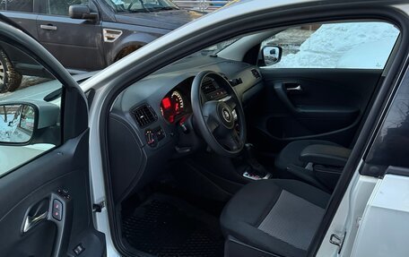 Volkswagen Polo VI (EU Market), 2013 год, 970 000 рублей, 15 фотография