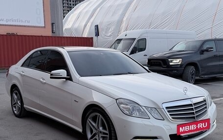 Mercedes-Benz E-Класс, 2012 год, 1 680 000 рублей, 4 фотография