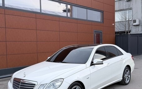 Mercedes-Benz E-Класс, 2012 год, 1 680 000 рублей, 10 фотография
