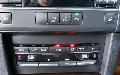 Mercedes-Benz E-Класс, 2012 год, 1 680 000 рублей, 17 фотография