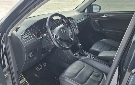 Volkswagen Tiguan II, 2019 год, 2 850 000 рублей, 7 фотография