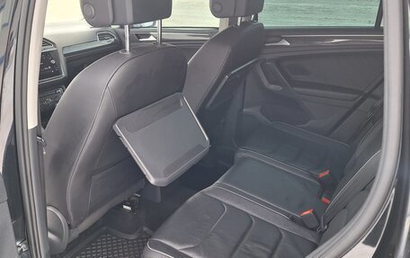 Volkswagen Tiguan II, 2019 год, 2 850 000 рублей, 8 фотография