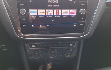 Volkswagen Tiguan II, 2019 год, 2 850 000 рублей, 13 фотография