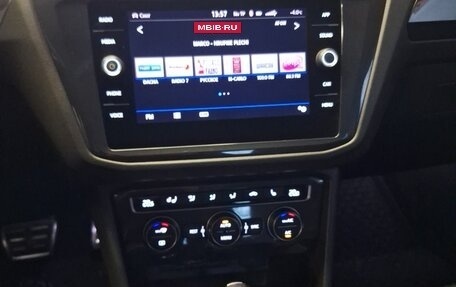 Volkswagen Tiguan II, 2019 год, 2 850 000 рублей, 14 фотография