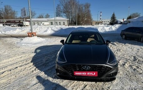 Hyundai Sonata VIII, 2021 год, 2 700 000 рублей, 2 фотография