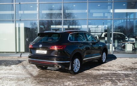 Volkswagen Touareg III, 2020 год, 4 949 000 рублей, 2 фотография