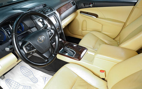 Toyota Camry, 2017 год, 1 849 000 рублей, 8 фотография