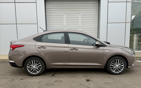 Hyundai Solaris II рестайлинг, 2021 год, 1 850 000 рублей, 5 фотография