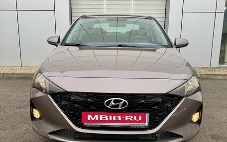 Hyundai Solaris II рестайлинг, 2021 год, 1 850 000 рублей, 3 фотография