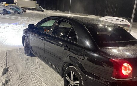 Toyota Avensis III рестайлинг, 2006 год, 700 000 рублей, 5 фотография