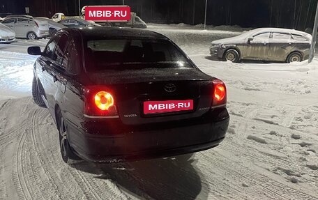 Toyota Avensis III рестайлинг, 2006 год, 700 000 рублей, 4 фотография