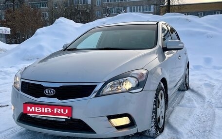 KIA cee'd I рестайлинг, 2011 год, 630 000 рублей, 3 фотография