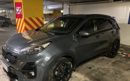 KIA Sportage IV рестайлинг, 2022 год, 2 400 000 рублей, 5 фотография