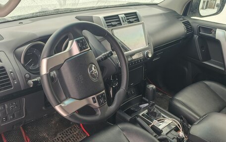 Toyota Land Cruiser Prado 150 рестайлинг 2, 2016 год, 3 399 000 рублей, 5 фотография