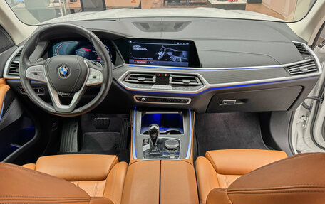 BMW X7, 2021 год, 10 000 000 рублей, 12 фотография