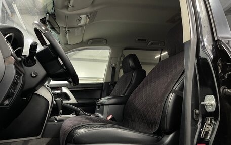 Toyota Land Cruiser 200, 2012 год, 3 149 000 рублей, 9 фотография