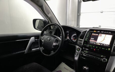 Toyota Land Cruiser 200, 2012 год, 3 149 000 рублей, 21 фотография