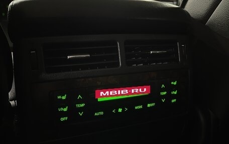 Toyota Land Cruiser 200, 2012 год, 3 149 000 рублей, 19 фотография