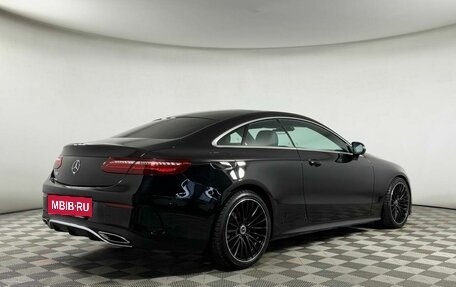 Mercedes-Benz E-Класс, 2019 год, 4 699 000 рублей, 31 фотография