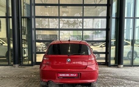 BMW 1 серия, 2010 год, 730 000 рублей, 4 фотография
