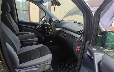 Mercedes-Benz Viano, 2014 год, 3 000 000 рублей, 22 фотография