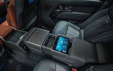 Land Rover Range Rover IV рестайлинг, 2026 год, 23 500 000 рублей, 12 фотография