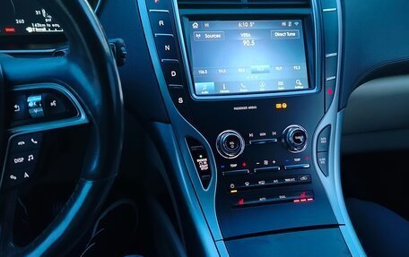 Lincoln Nautilus I, 2020 год, 2 200 000 рублей, 3 фотография