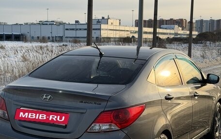 Hyundai Solaris II рестайлинг, 2011 год, 650 000 рублей, 7 фотография