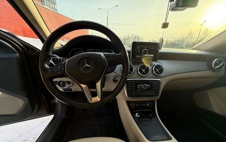 Mercedes-Benz GLA, 2015 год, 1 950 000 рублей, 4 фотография