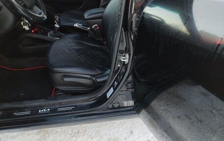 KIA Rio III рестайлинг, 2011 год, 650 000 рублей, 16 фотография