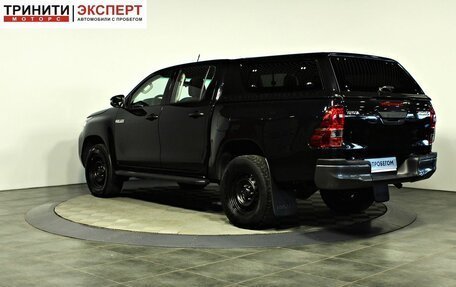 Toyota Hilux VIII, 2021 год, 2 797 000 рублей, 4 фотография