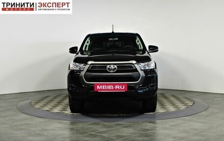 Toyota Hilux VIII, 2021 год, 2 797 000 рублей, 2 фотография