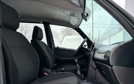 Chevrolet Niva I рестайлинг, 2019 год, 735 000 рублей, 10 фотография