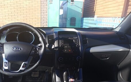 KIA Sorento II рестайлинг, 2010 год, 1 300 000 рублей, 3 фотография