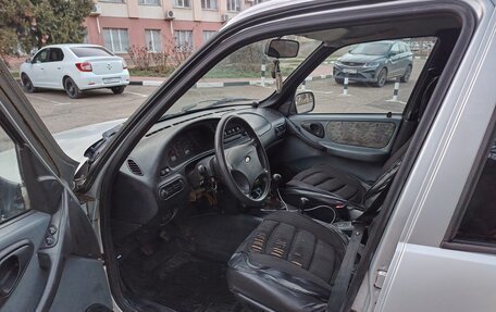 Chevrolet Niva I рестайлинг, 2003 год, 235 000 рублей, 6 фотография