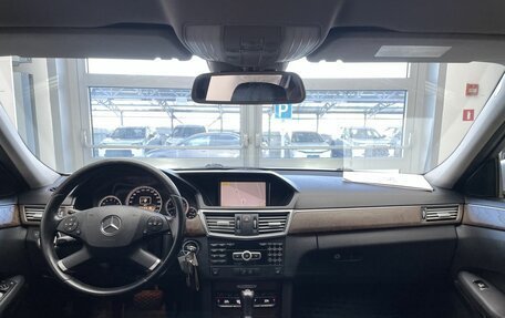 Mercedes-Benz E-Класс, 2011 год, 1 300 000 рублей, 12 фотография