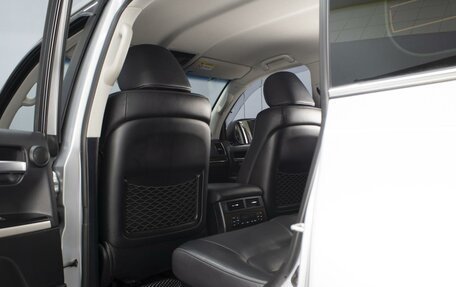 Toyota Land Cruiser 200, 2016 год, 6 050 000 рублей, 10 фотография