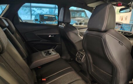 Peugeot 3008 II, 2018 год, 2 149 000 рублей, 9 фотография