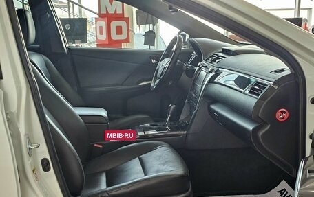 Toyota Camry, 2015 год, 2 189 000 рублей, 18 фотография