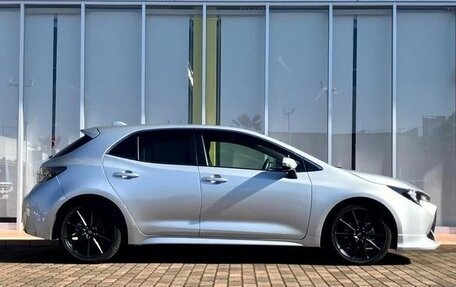 Toyota Corolla, 2020 год, 2 000 000 рублей, 2 фотография