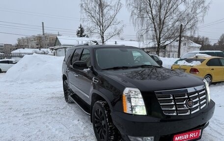 Cadillac Escalade III, 2008 год, 1 750 000 рублей, 2 фотография