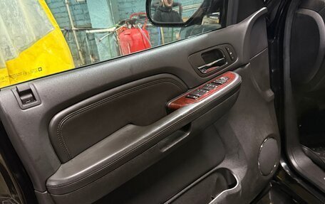 Cadillac Escalade III, 2008 год, 1 750 000 рублей, 25 фотография