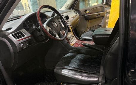 Cadillac Escalade III, 2008 год, 1 750 000 рублей, 24 фотография